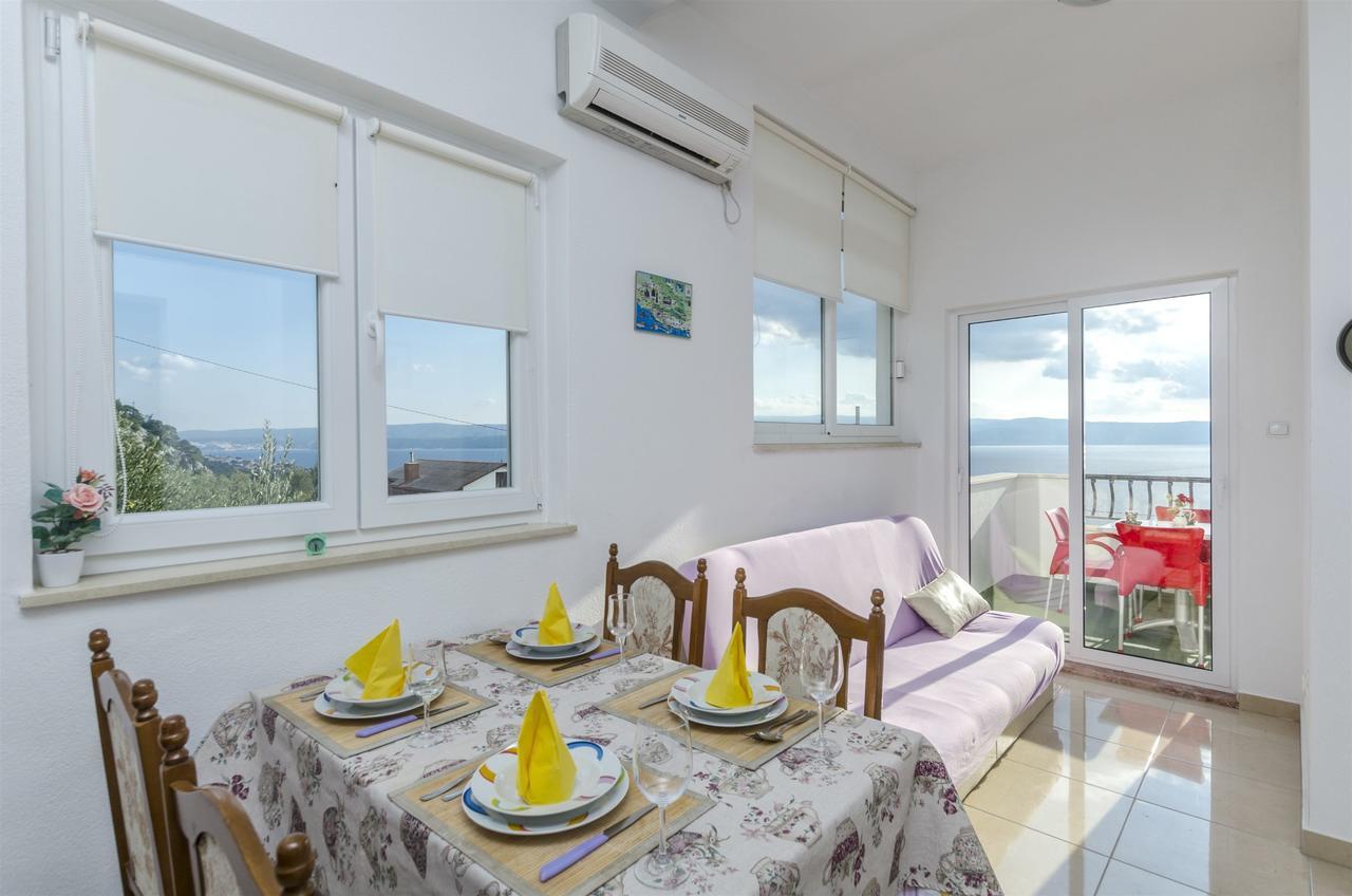 Apartments Jasna โอมิช ภายนอก รูปภาพ